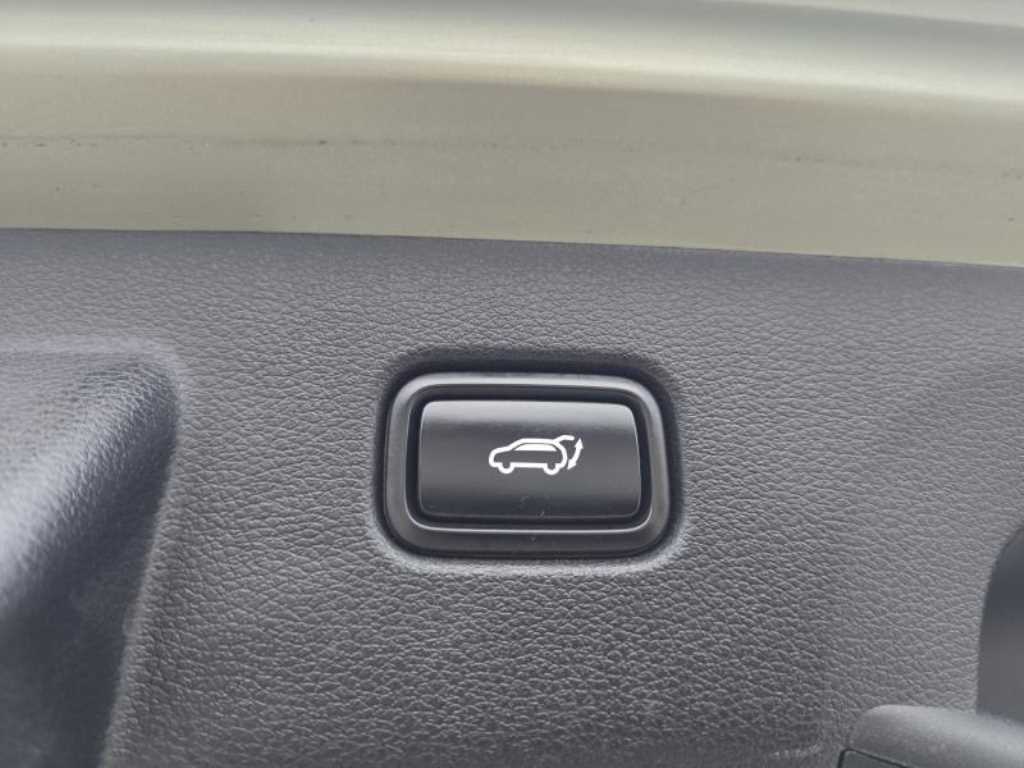 KIA Sportage - Vista 8