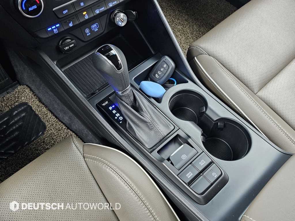 HYUNDAI Tucson - Vista 9