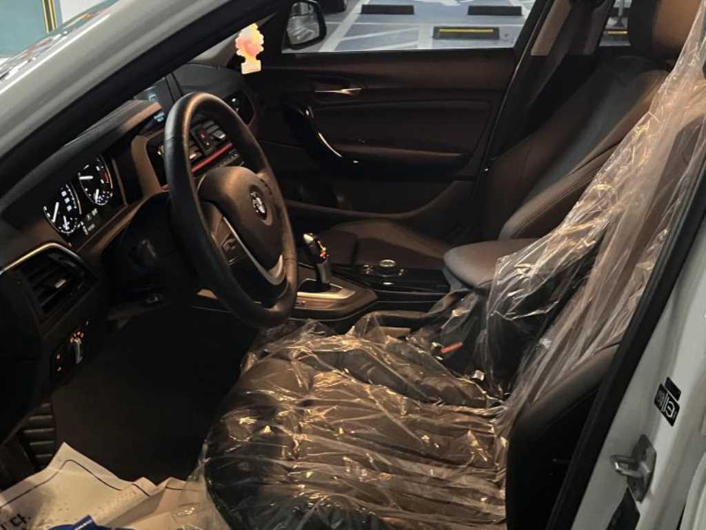 BMW 1 series - Vista 10