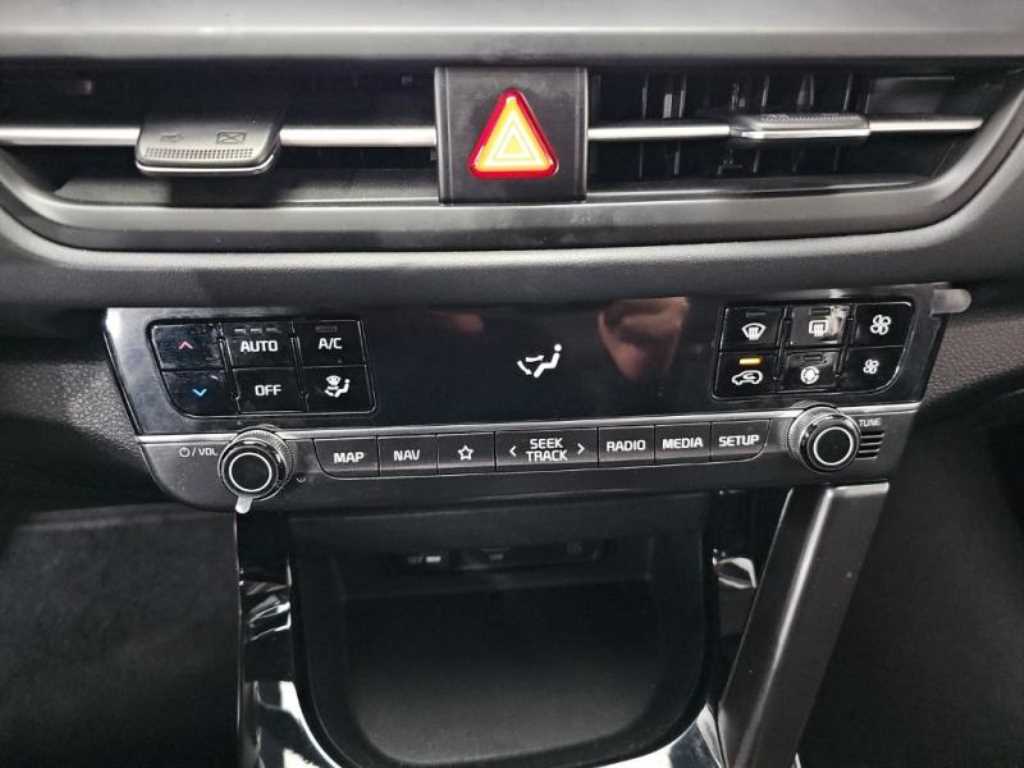 KIA Seltos - Vista 12