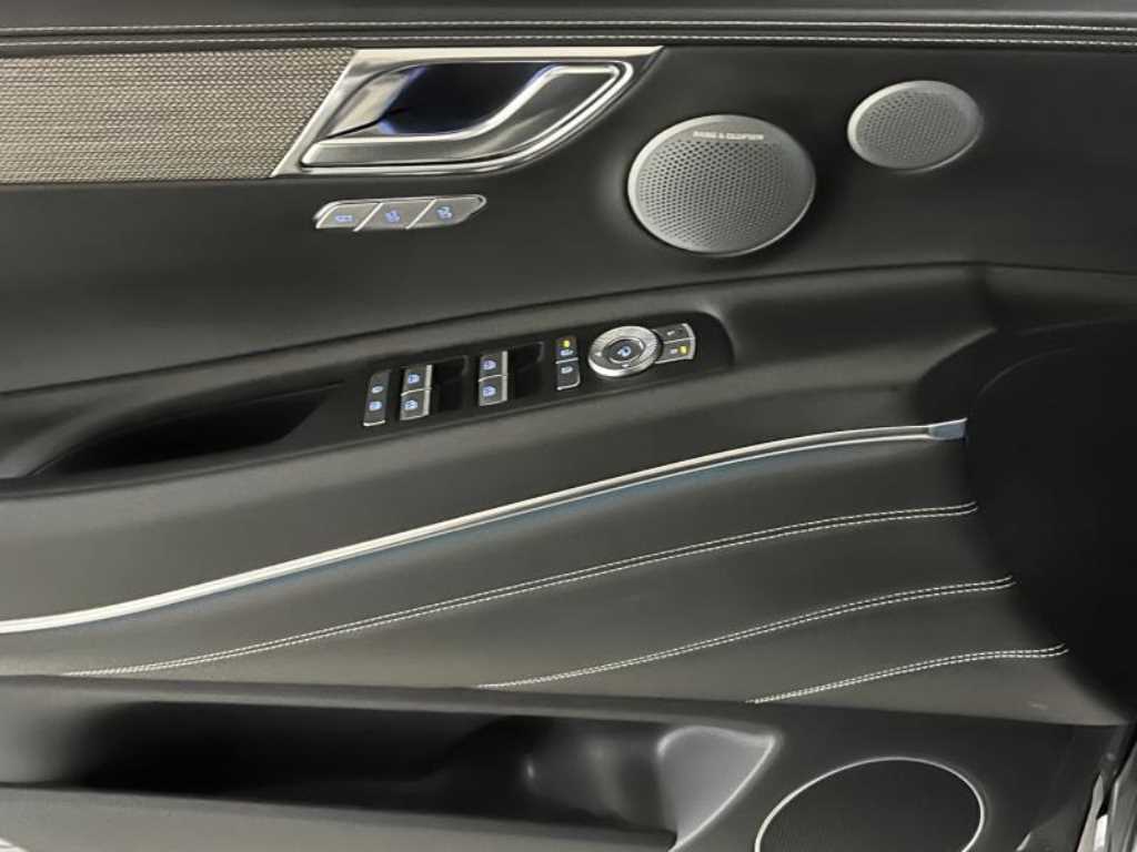 Genesis GV80 - Vista 12