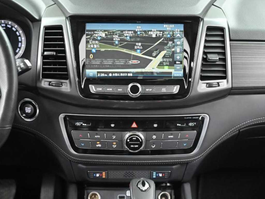 Ssangyong Rexton 2020 Negro - Importación desde Corea - HF Imports Iquique - Foto 14