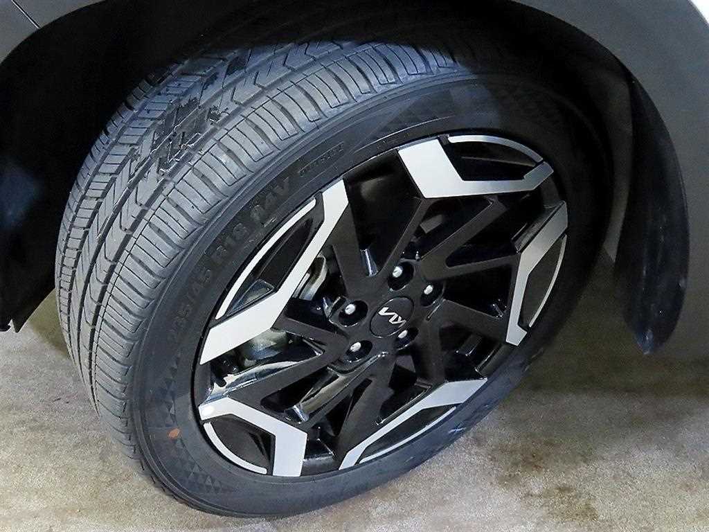 KIA Seltos 2024 Blanco - Importación desde Corea - HF Imports Iquique - Foto 20