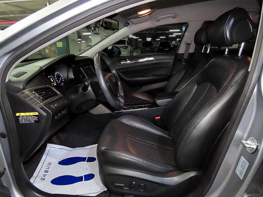 HYUNDAI Sonata - Vista 6