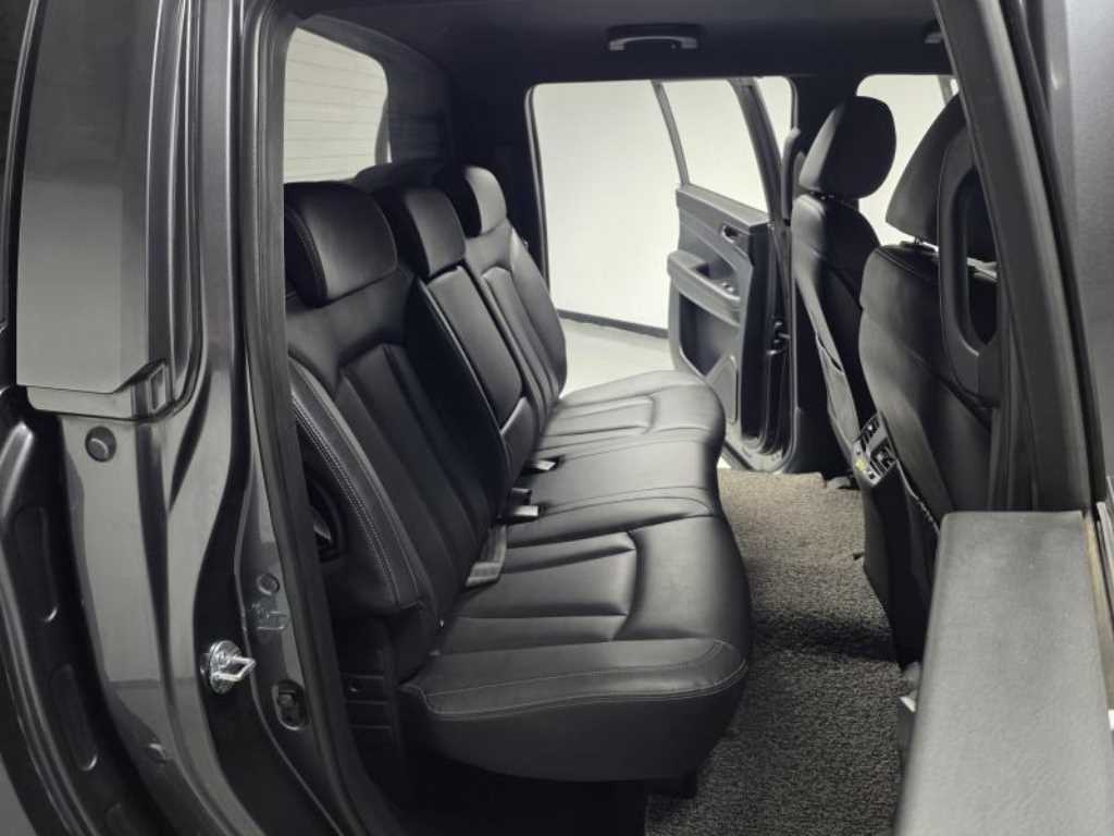 Ssangyong Rexton - Vista 10