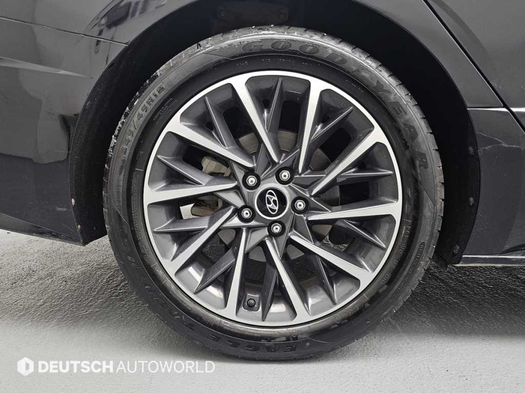 HYUNDAI Sonata - Vista 5