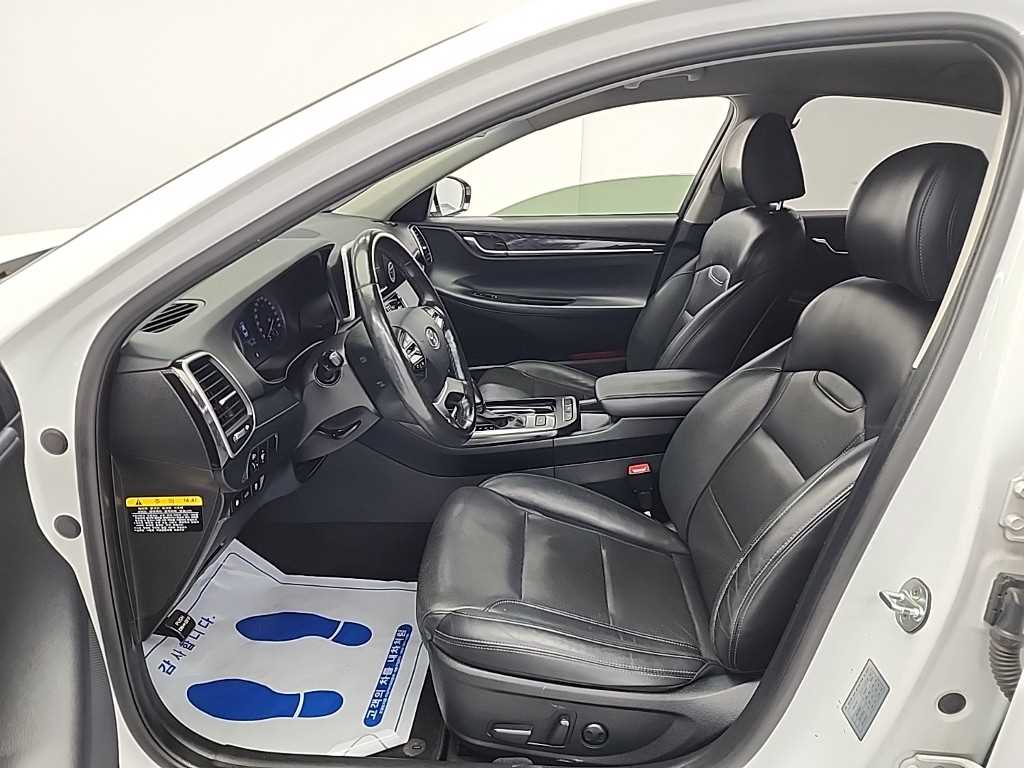 HYUNDAI Grandeur - Vista 11