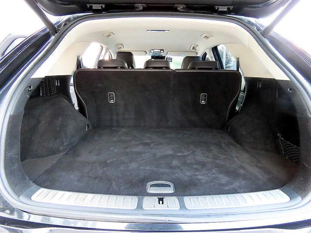 Genesis GV70 2021 Negro - Importación desde Corea - HF Imports Iquique - Foto 16