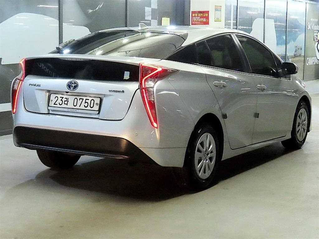 Toyota Prius - Vista 4