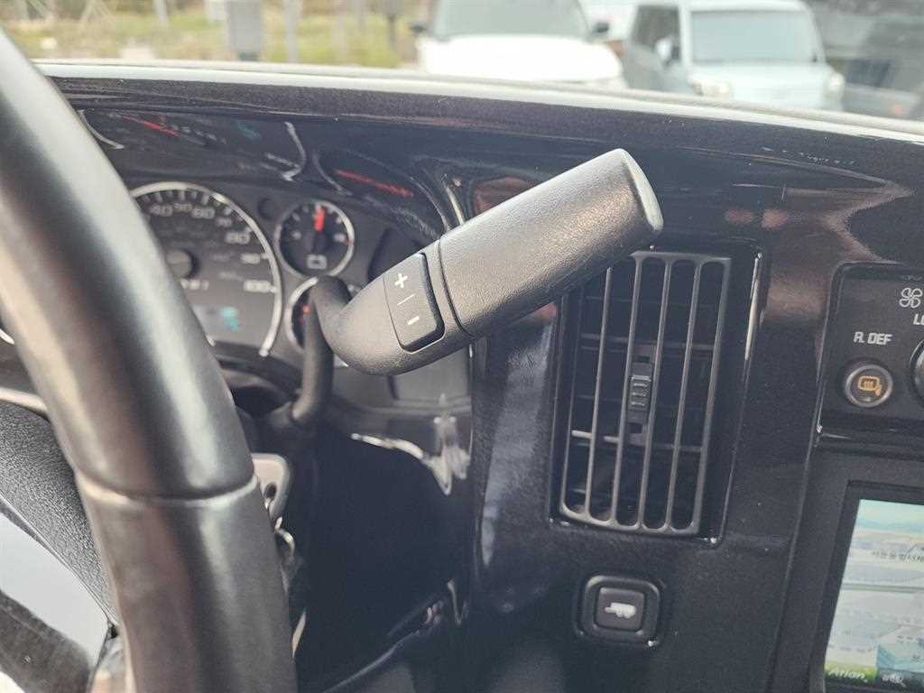 Chevrolet Express van 2018 Plateado - Importación desde Corea - HF Imports Iquique - Foto 18