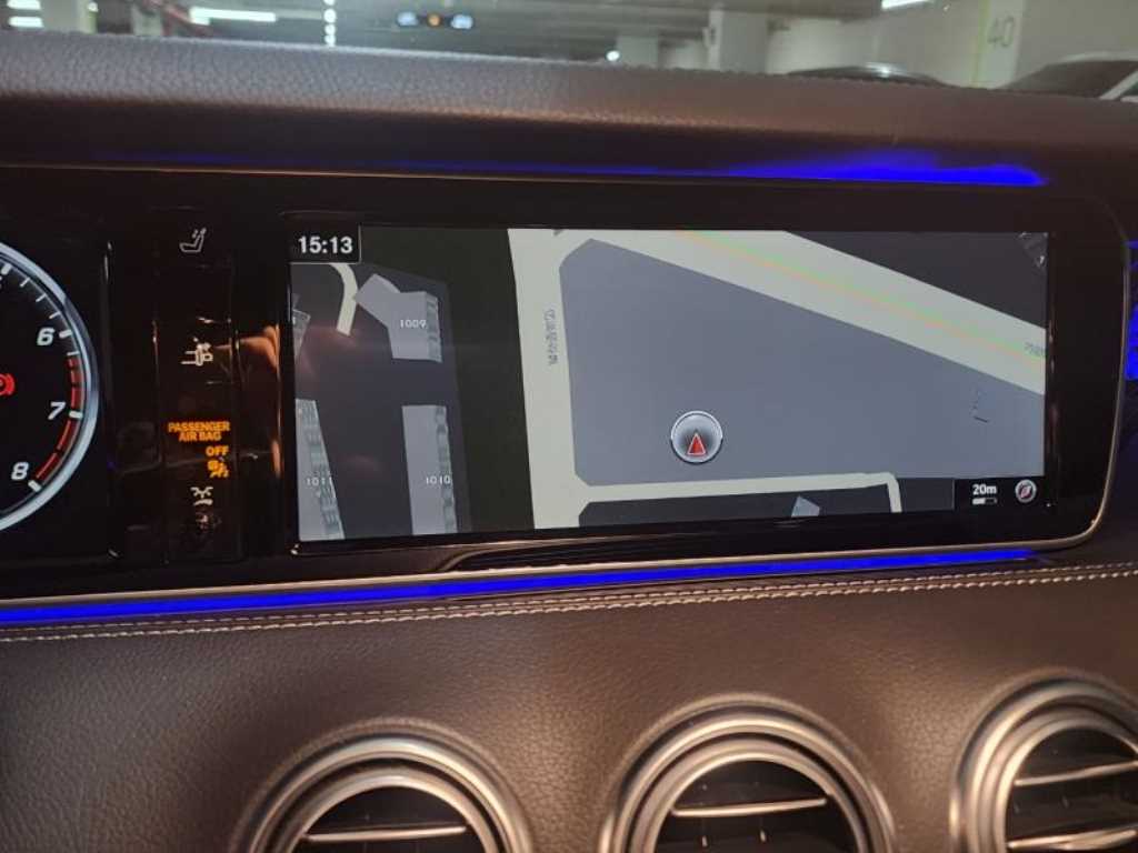 Mercedes Benz S Class - Vista 8