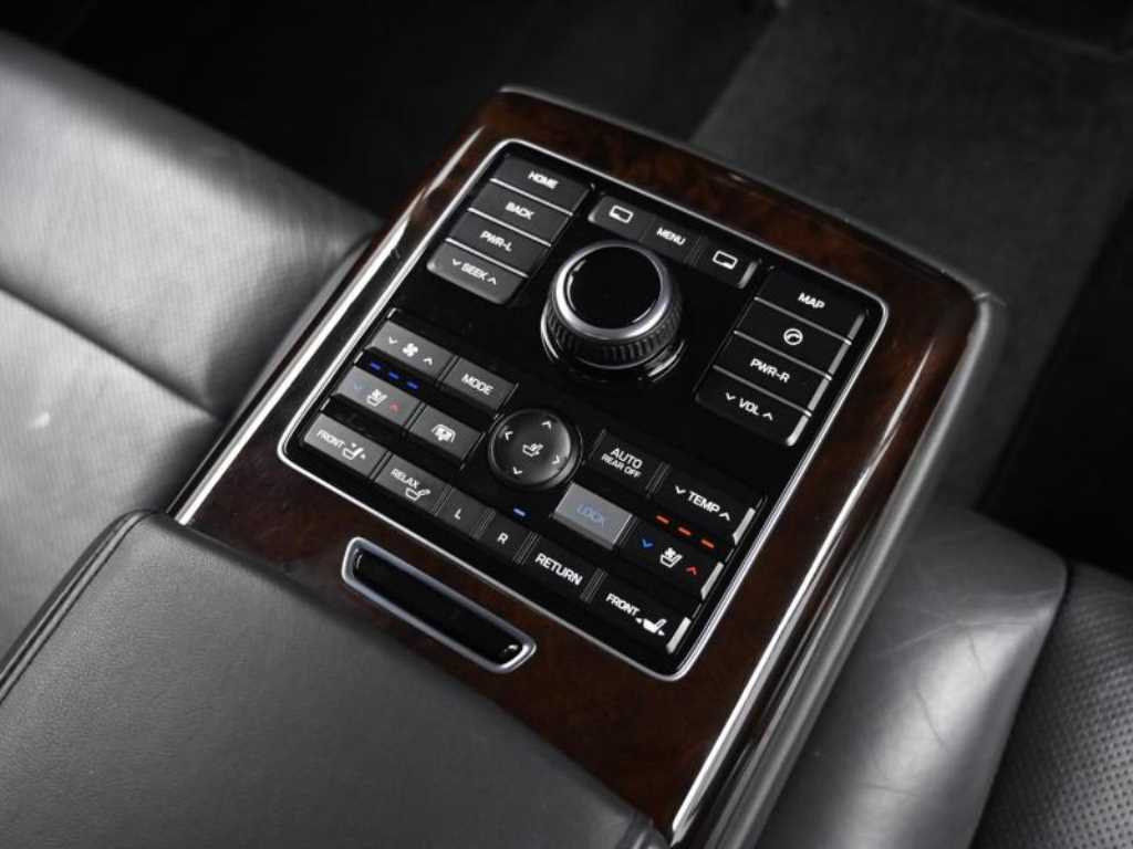 HYUNDAI Equus 2014 Negro - Importación desde Corea - HF Imports Iquique - Foto 16