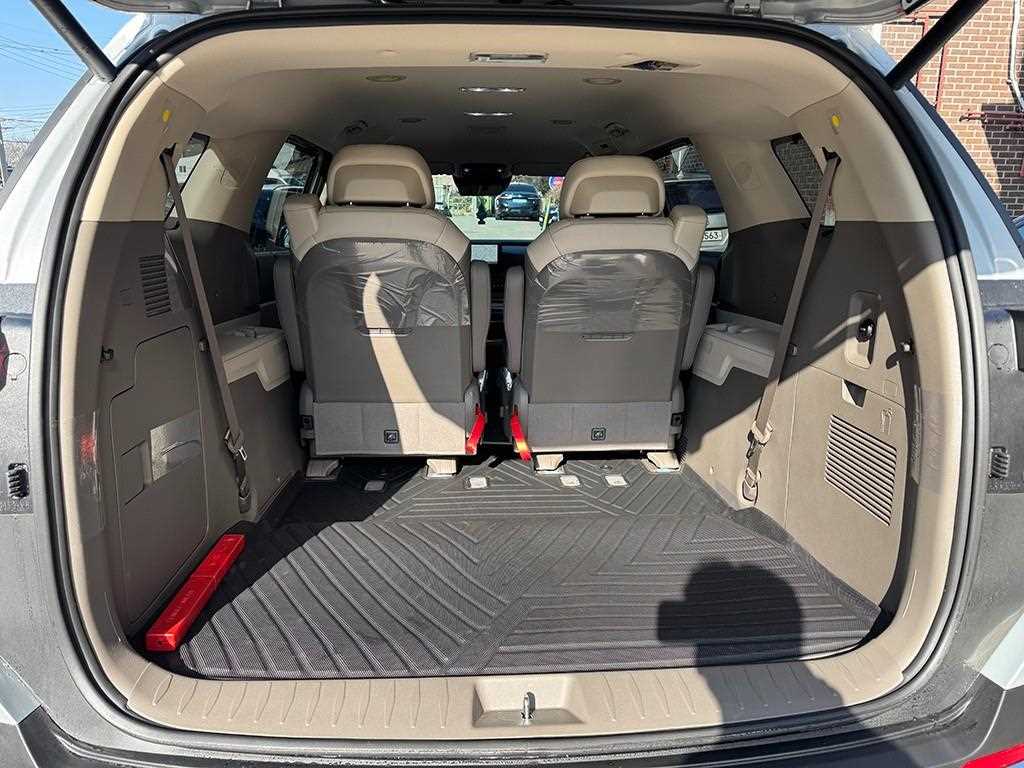 KIA Carnival 2026 Gris - Importación desde Corea - HF Imports Iquique - Foto 17