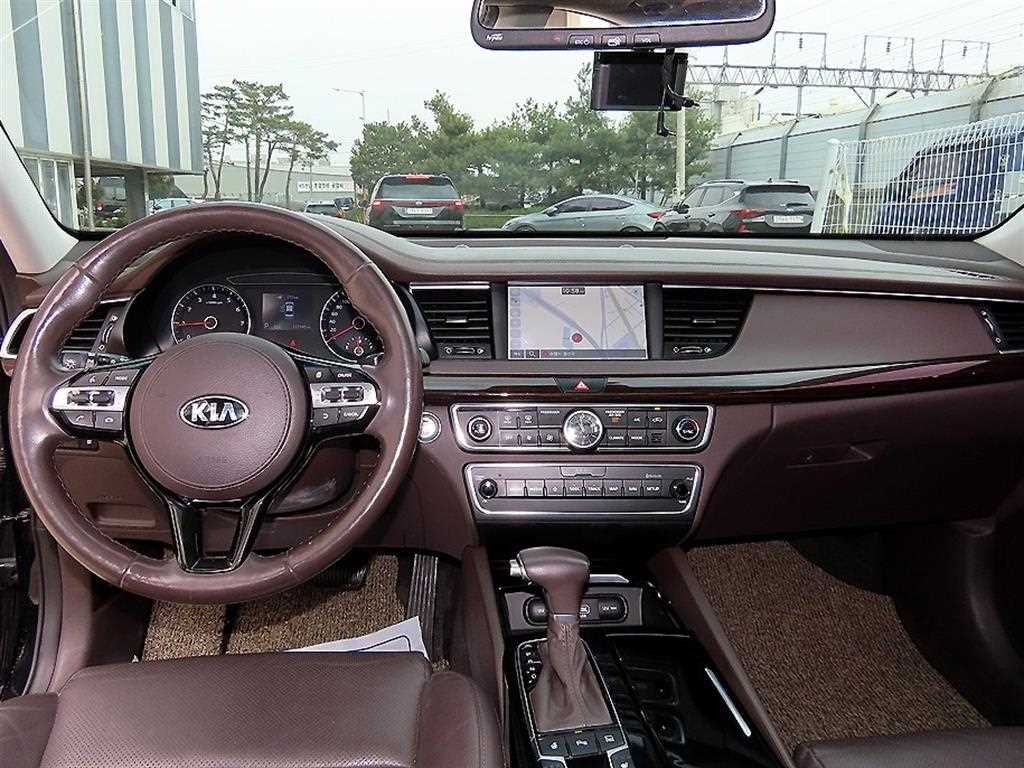 KIA K7 - Vista 7