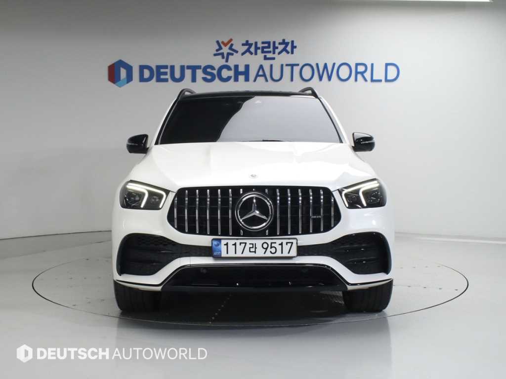 Mercedes Benz GLE Class - Vista 3