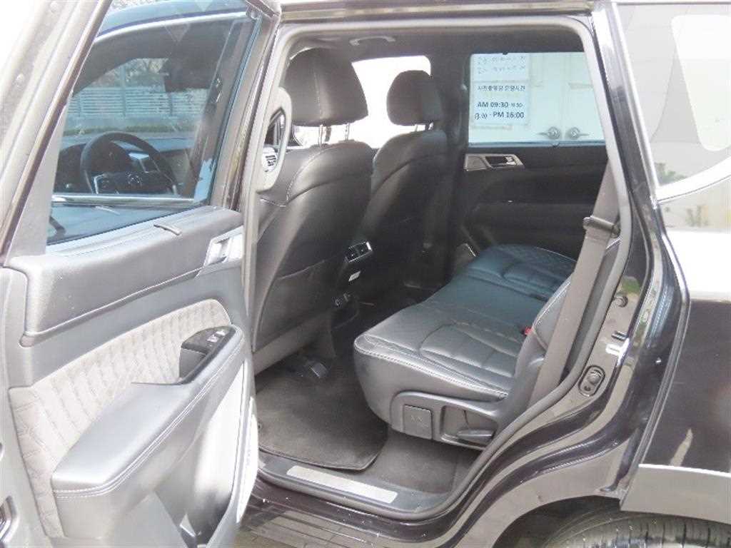 Ssangyong Rexton 2021 Negro - Importación desde Corea - HF Imports Iquique - Foto 14