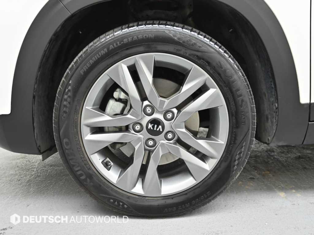 KIA Seltos - Vista 5