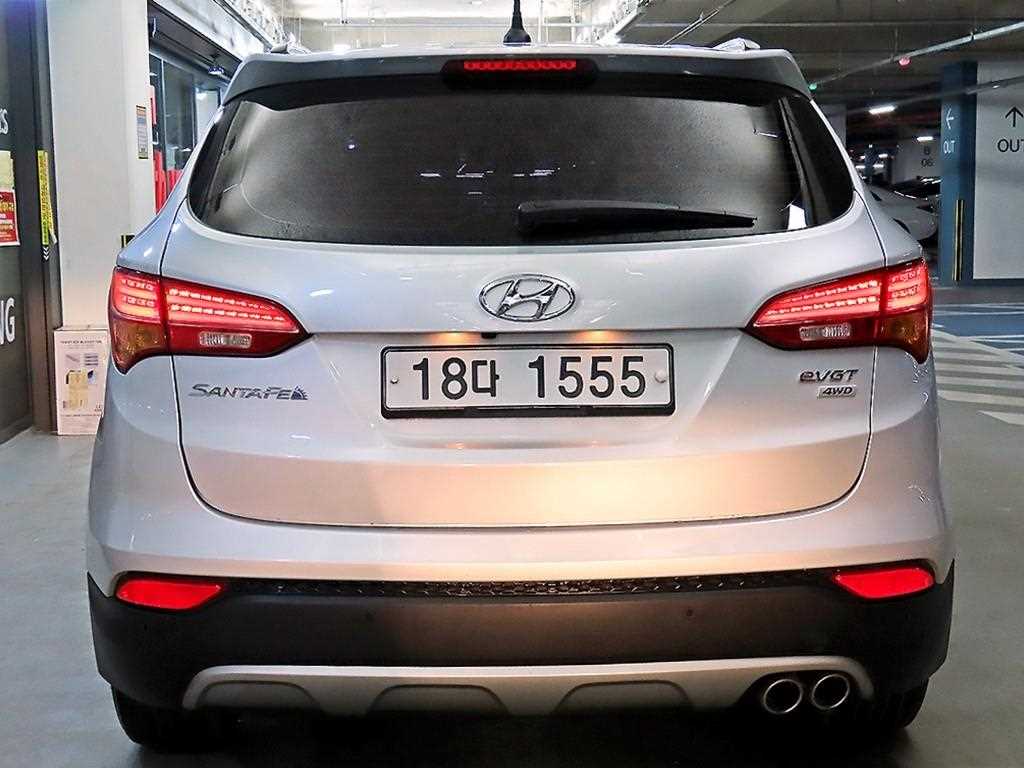HYUNDAI Santa Fe - Vista 5