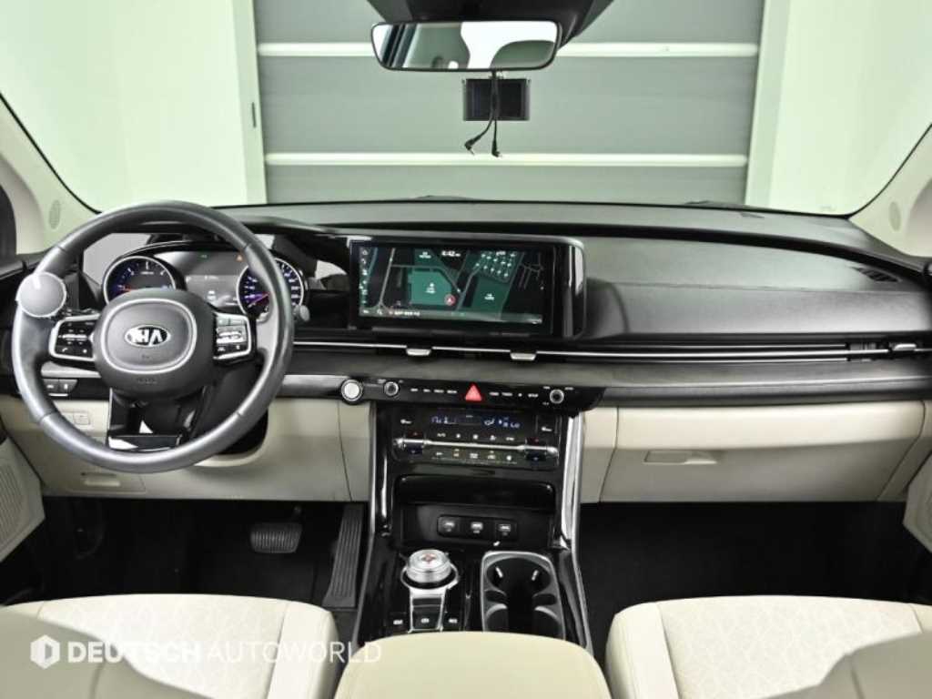 KIA Carnival - Vista 7