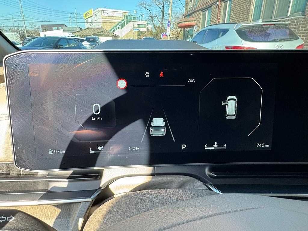 KIA Carnival - Vista 8