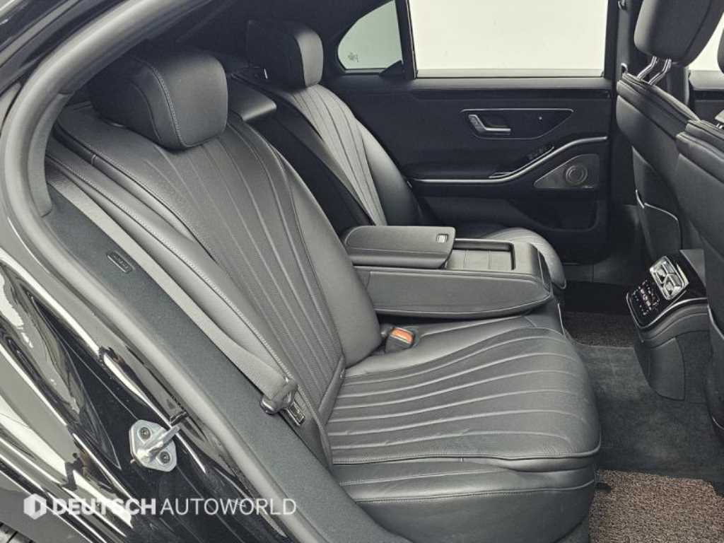 Mercedes Benz S Class - Vista 12