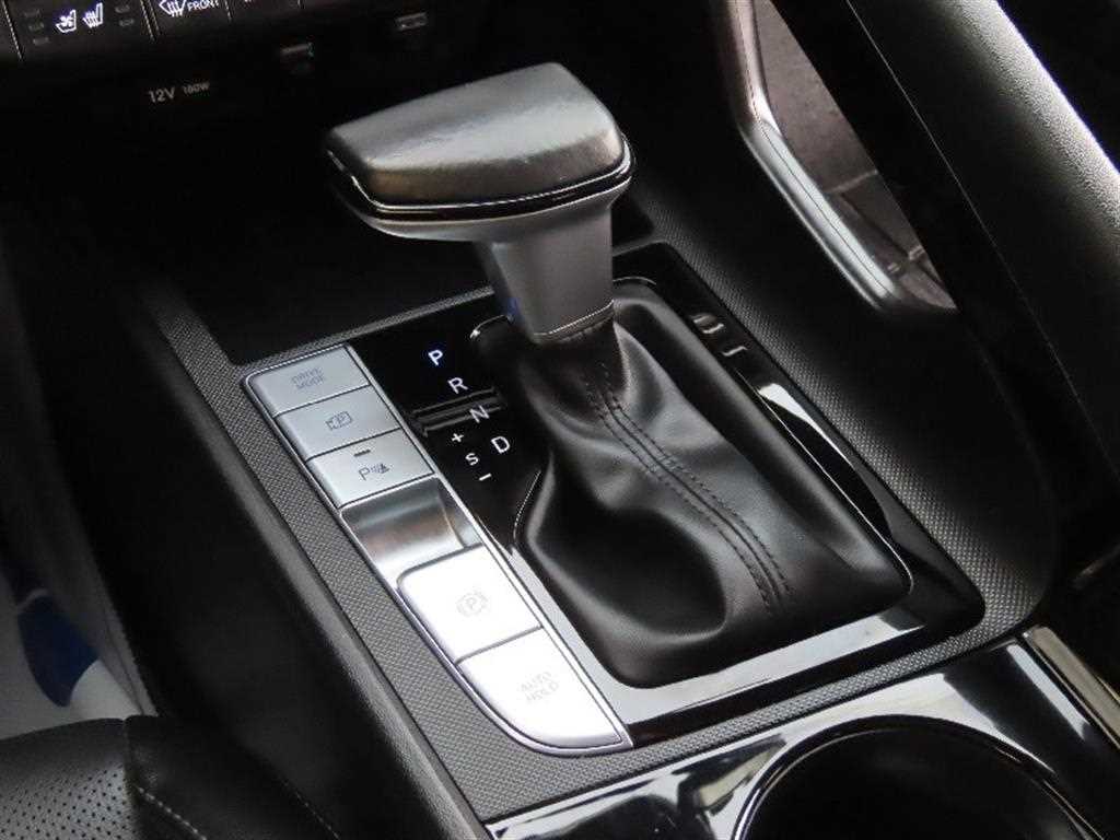 HYUNDAI Avante - Vista 6