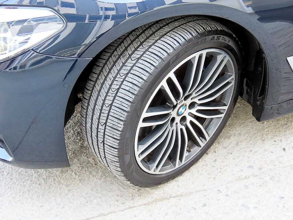 BMW 5 Series 2019 Negro - Importación desde Corea - HF Imports Iquique - Foto 20
