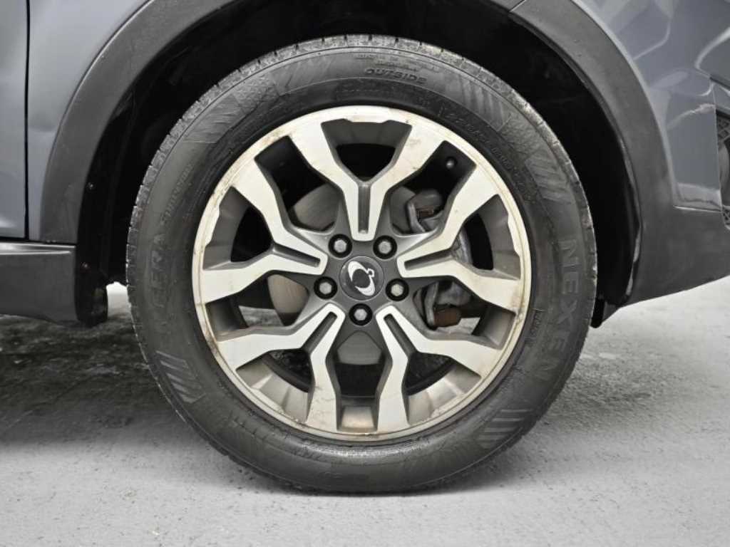 Ssangyong Korando - Vista 5