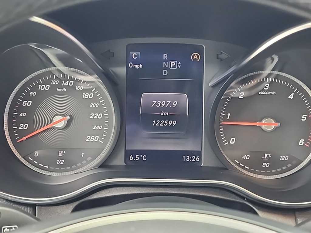 Mercedes Benz C Class - Vista 6