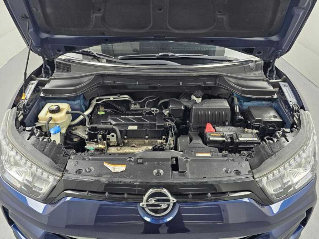 Ssangyong Tivoli - Vista 6