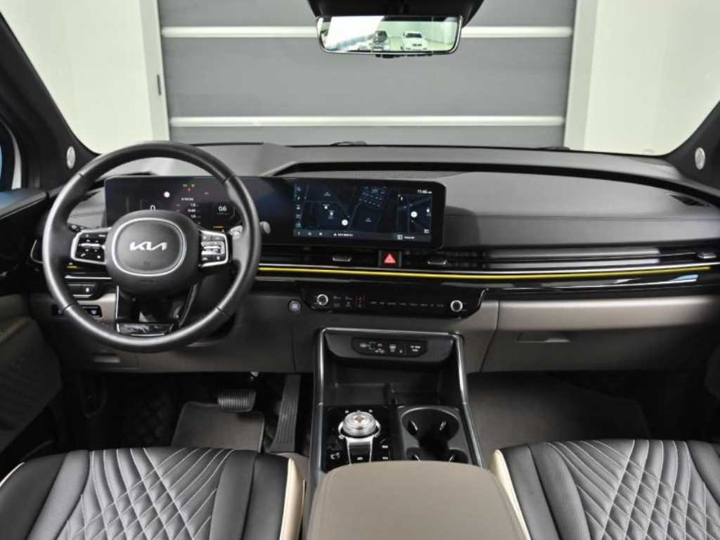 KIA Carnival - Vista 7