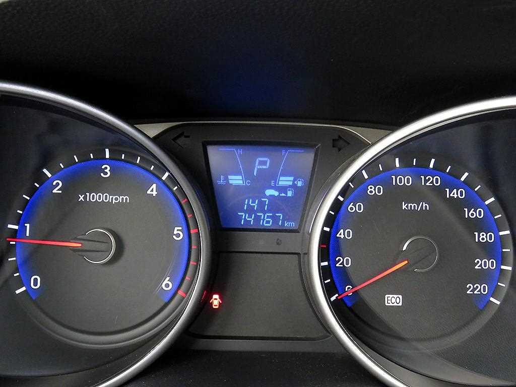 HYUNDAI Tucson 2010 Negro - Importación desde Corea - HF Imports Iquique - Foto 13