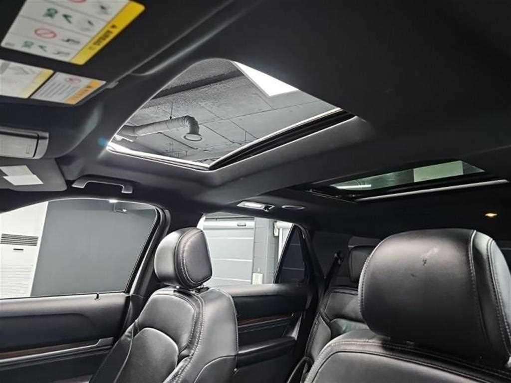 Ford Explorer - Vista 12