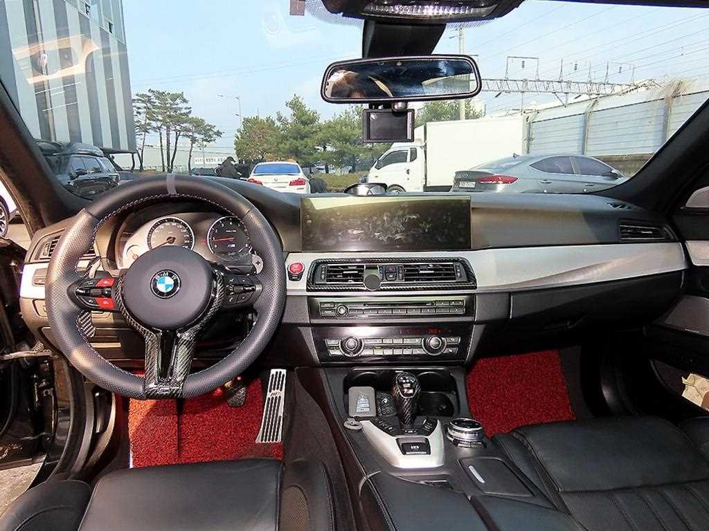 BMW 5 Series - Vista 7