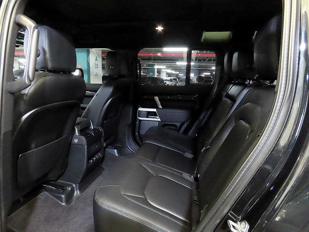 Land Rover Defender - Vista 7