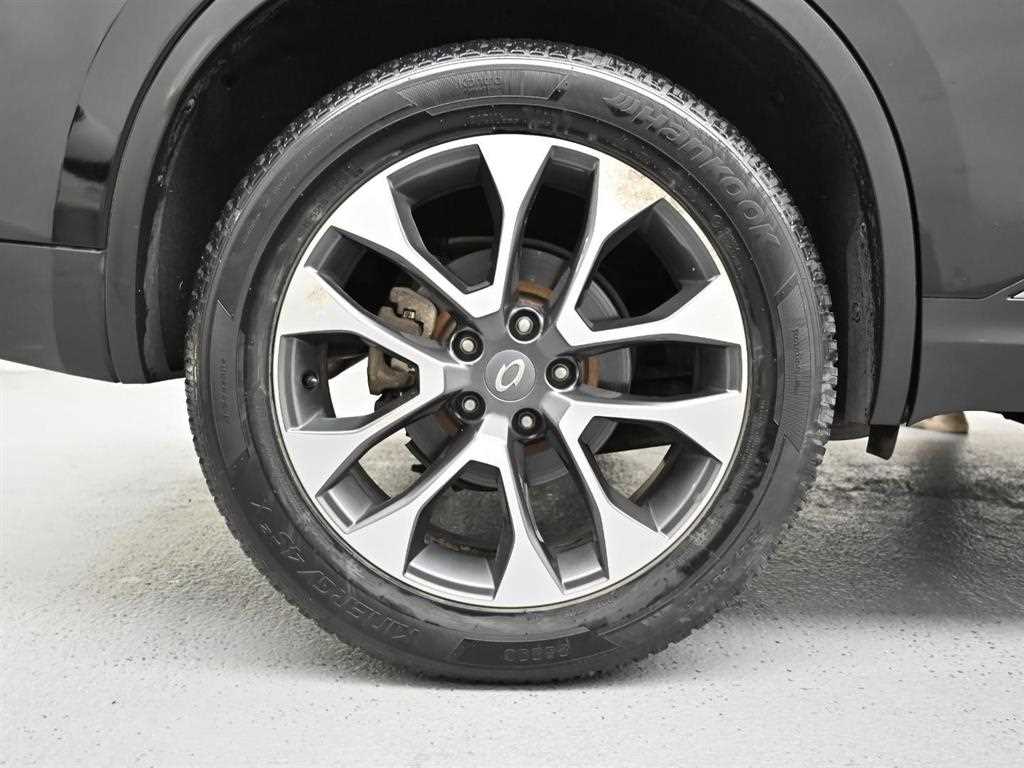 SAMSUNG QM6 - Vista 5