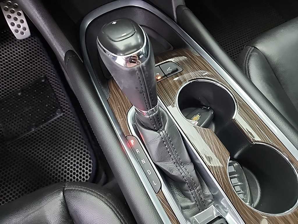 Chevrolet Malibu - Vista 8