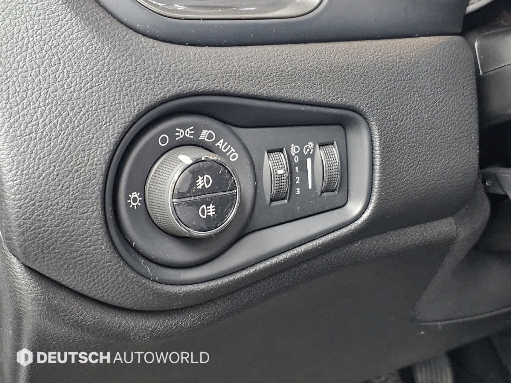 Jeep Renegade 2019 Gris - Importación desde Corea - HF Imports Iquique - Foto 16