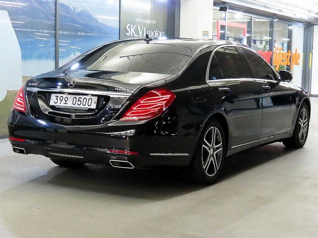 Mercedes Benz S Class - Vista 4
