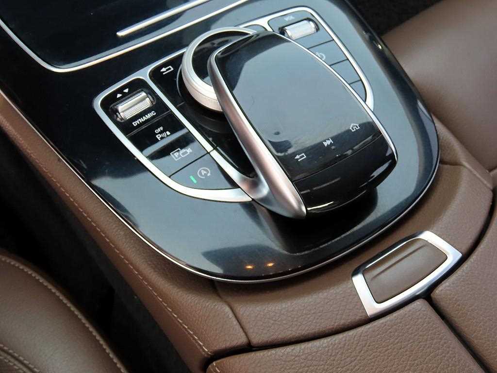 Mercedes Benz E class 2019 Negro - Importación desde Corea - HF Imports Iquique - Foto 13