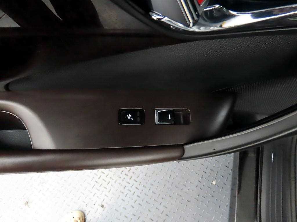 HYUNDAI Grandeur - Vista 12