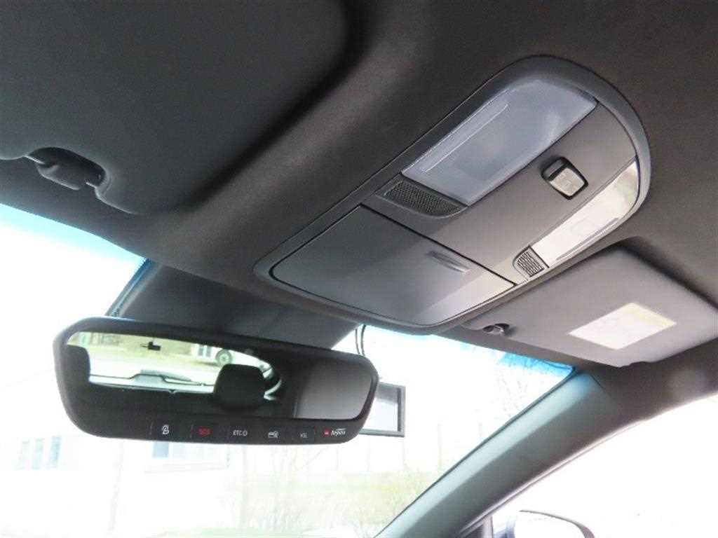 HYUNDAI Veloster - Vista 10