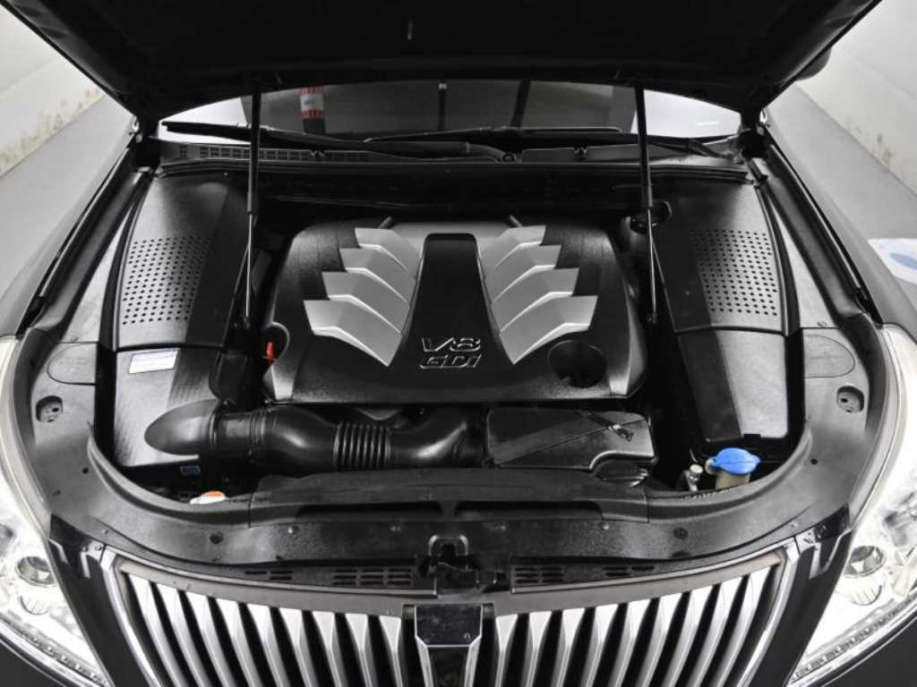 HYUNDAI Equus - Vista 6