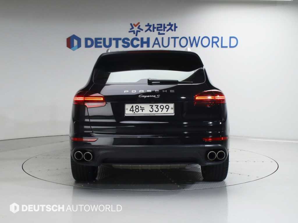 Porsche Cayenne - Vista 4