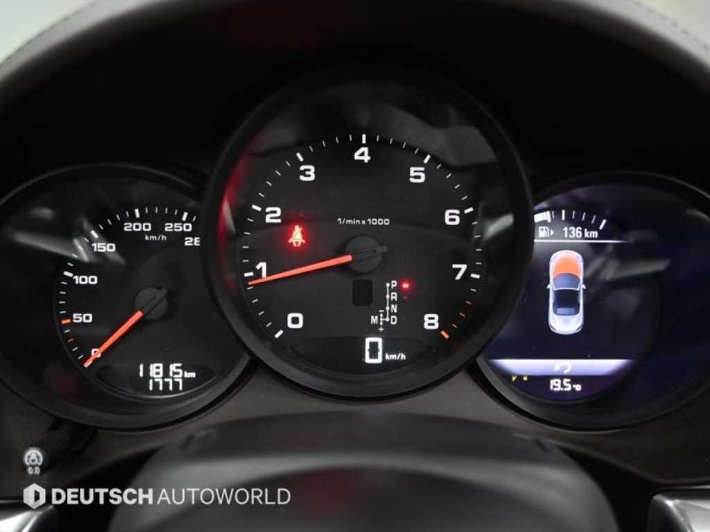 Porsche 718 - Vista 8