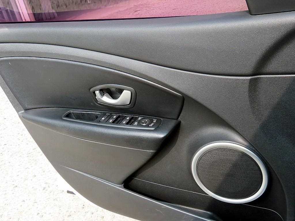 SAMSUNG SM3 - Vista 11