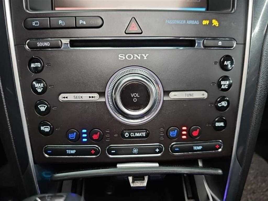 Ford Explorer - Vista 11