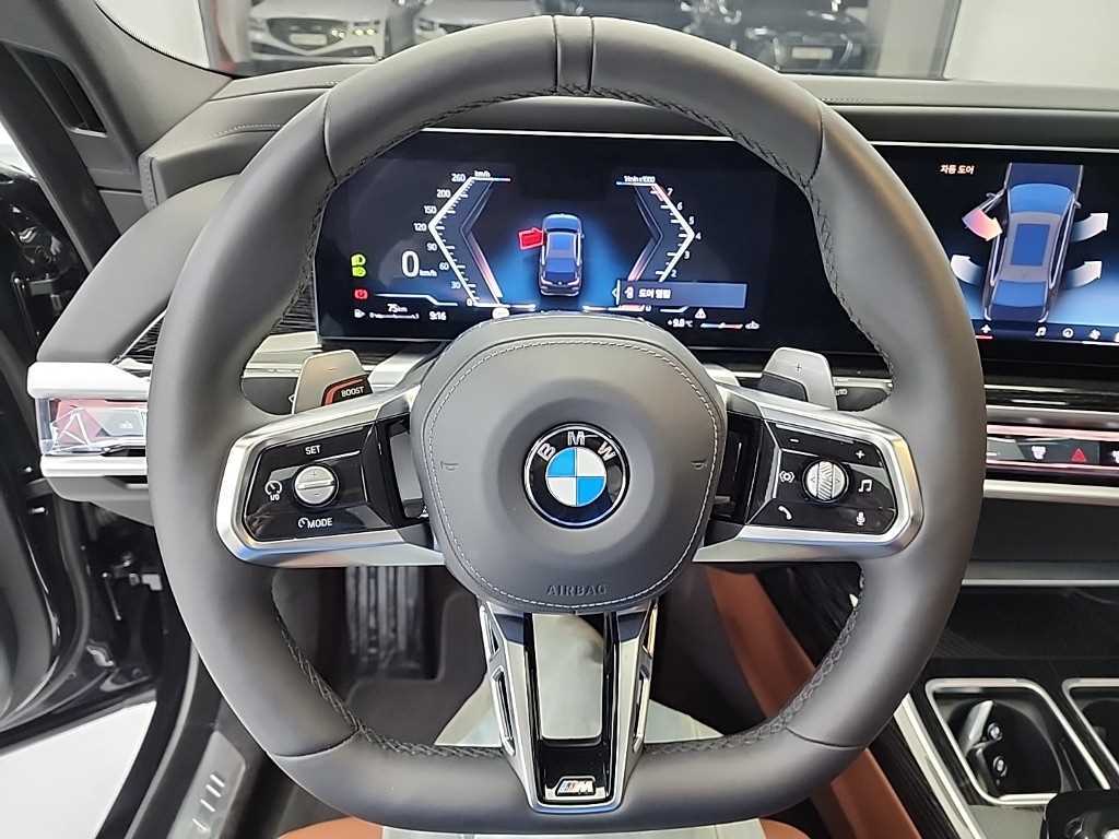 BMW 7 Series - Vista 9