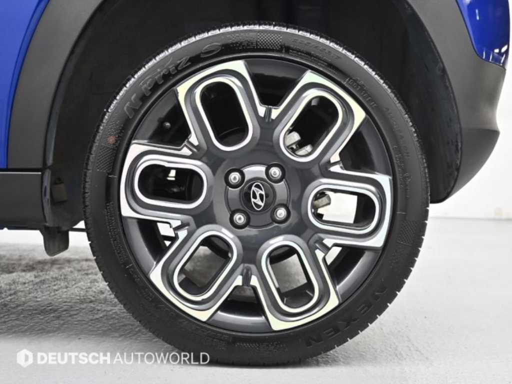 HYUNDAI Casper - Vista 5