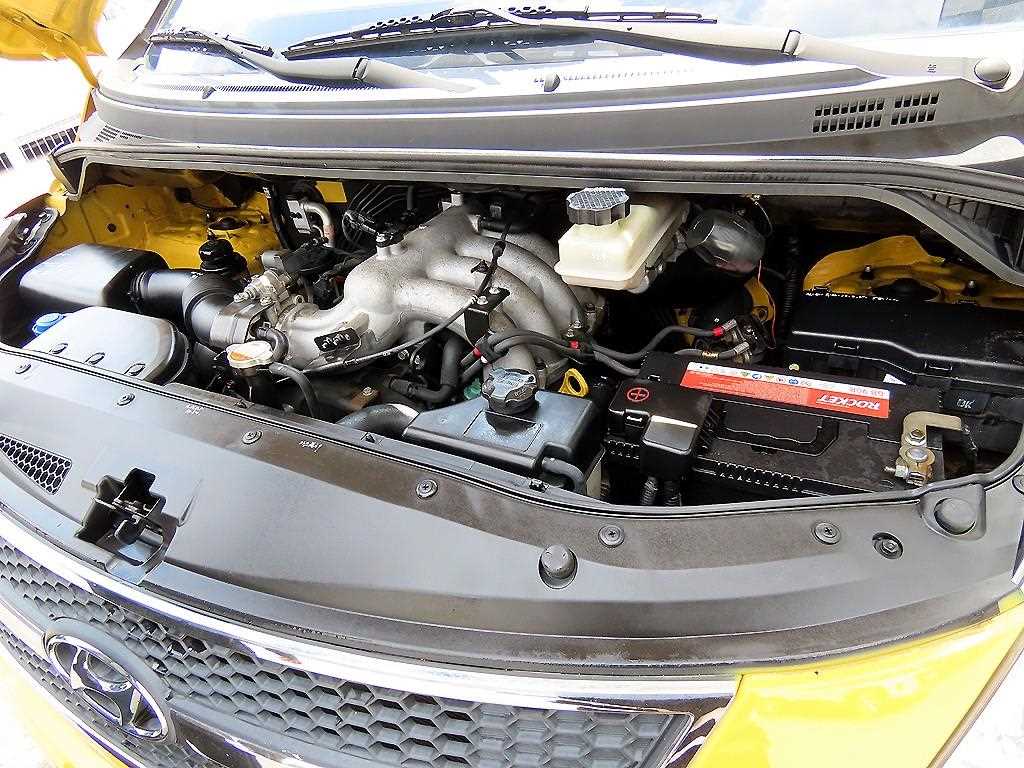 HYUNDAI Starex 2011 Amarillo - Importación desde Corea - HF Imports Iquique - Foto 19